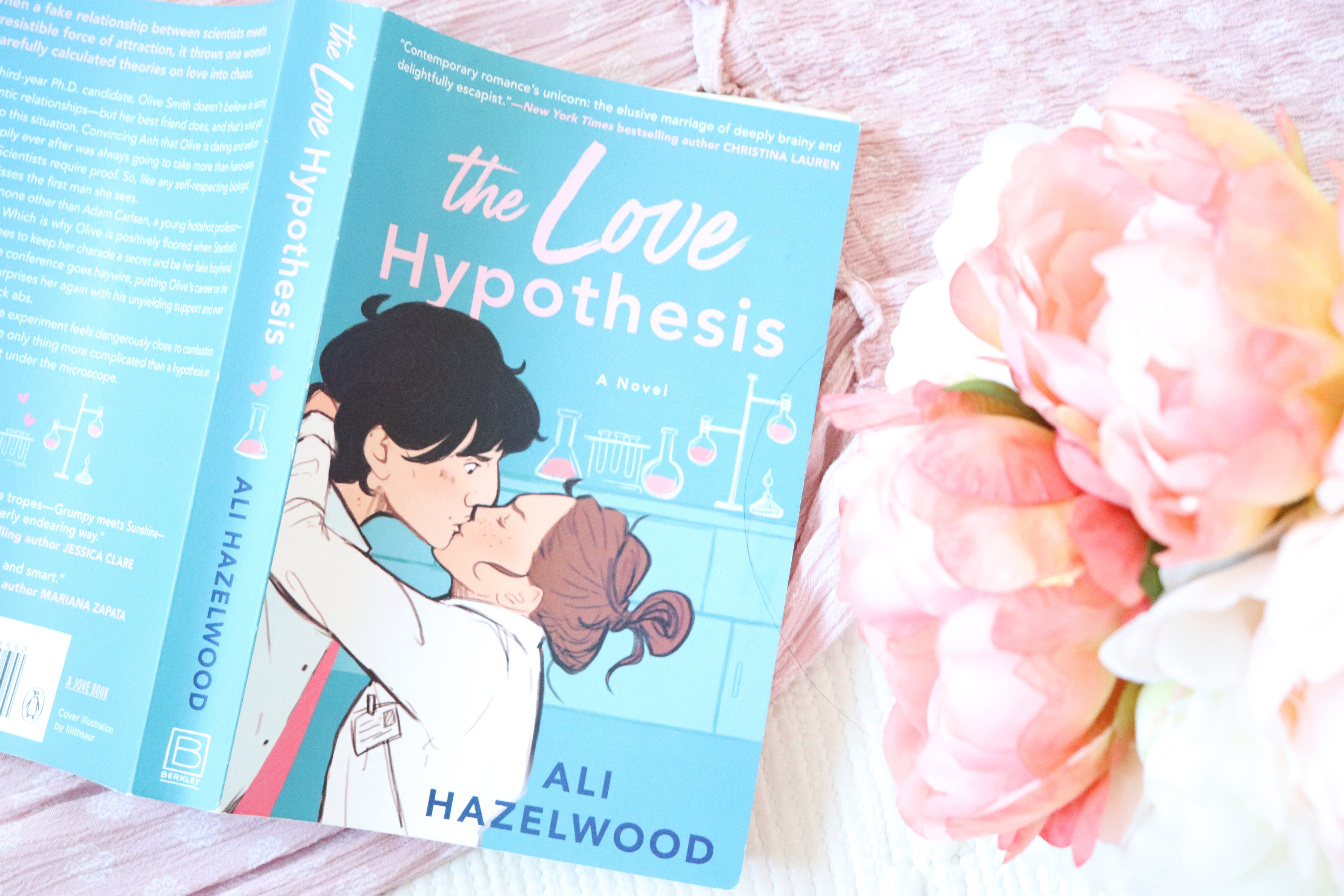 The Love Hypothesis by Ali Hazelwood Book Review